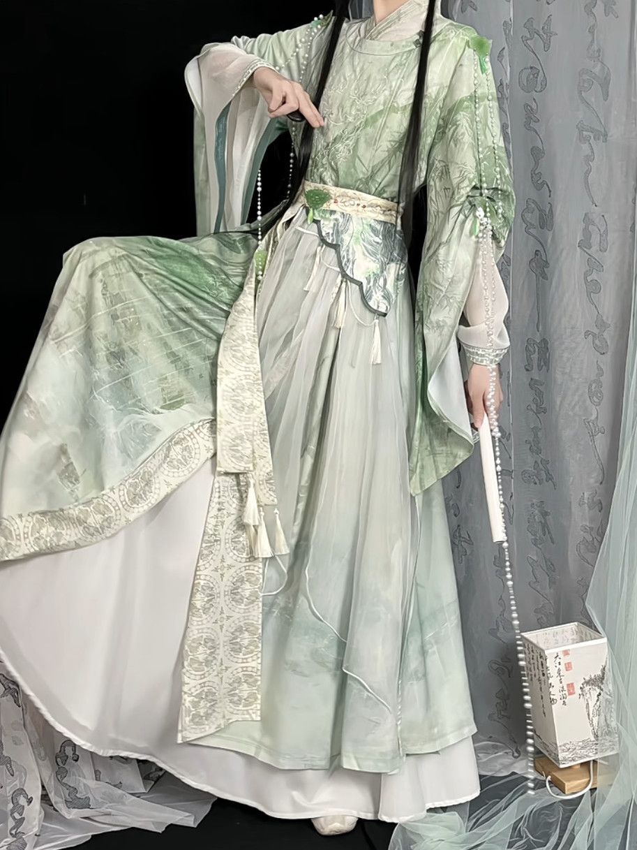 Anime Cosplay In Chinese - ชุดฮันฝูจีนโบราณ TGCF ชุดฮันฝูปักลายแบบดั้งเดิม ชุดคอสเพลย์ฮันฝูสีเขียวสำหรับงานคาร์นิวัล