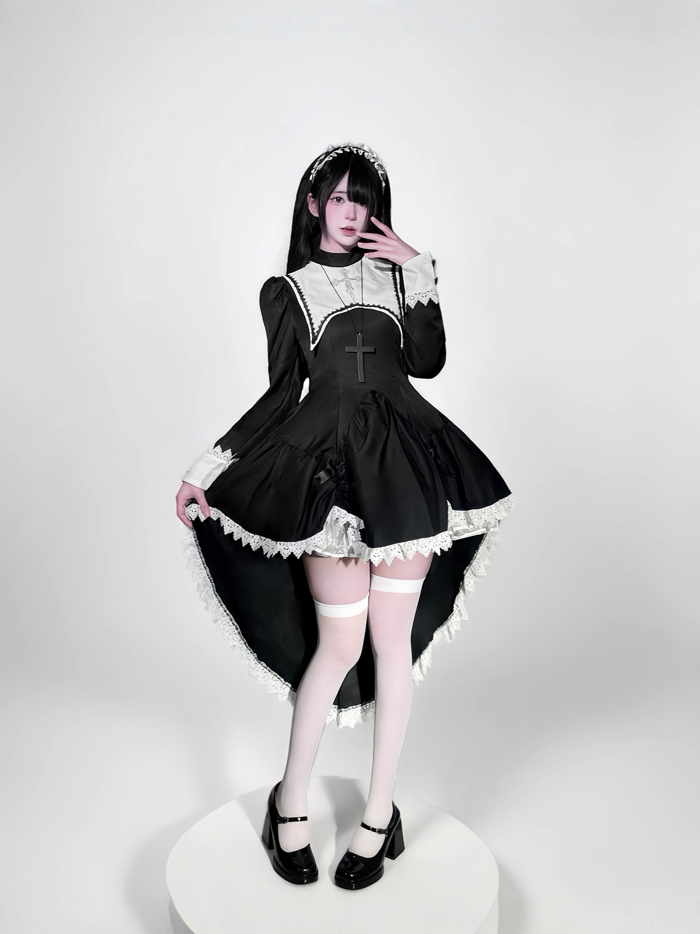 ชุดคอสเพลย์แม่ชีสไตล์โกธิค ปัก - Anime Cosplay Nun บทวิจารณ์และราคา